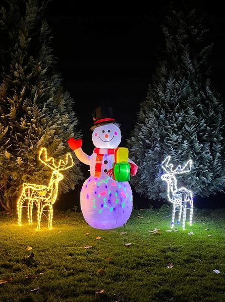 Різдвяний надувний сніговик з LED підсвіткою вуличний 155см (22625) 22625 фото