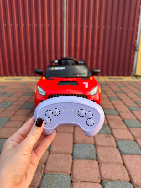 Дитячий спортивний електромобіль кабріолет зі спойлером Cabrio 6V 5A (пульт, LED-фари, музика, педаль газу), Червоний G539/1 фото
